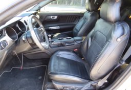 2015 Ford Mustang - Image 23