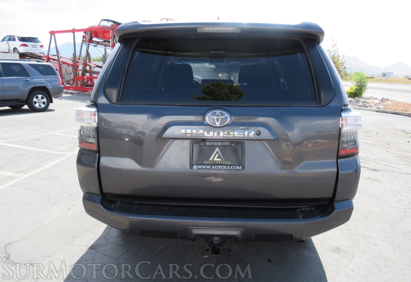 2019 Toyota 4Runner - Image 10