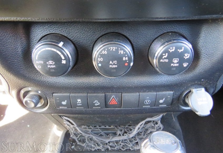 2014 Jeep Wrangler Unlimited - Image 36