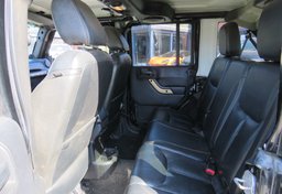 2014 Jeep Wrangler Unlimited - Image 27