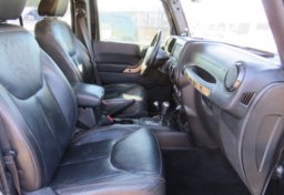 2014 Jeep Wrangler Unlimited - Image 24