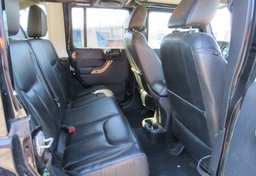 2014 Jeep Wrangler Unlimited - Image 28