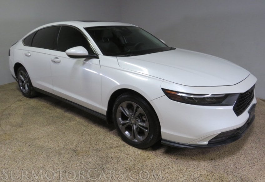 2023 Honda Accord - Image 2