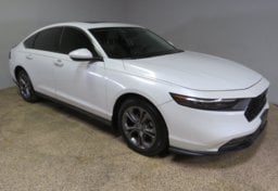 2023 Honda Accord - Image 2