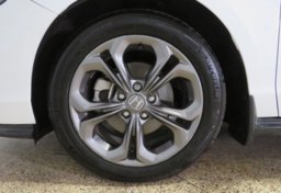 2023 Honda Accord - Image 16