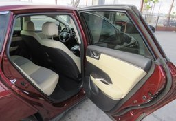 2018 Honda Clarity Plug-In Hybrid - Image 27