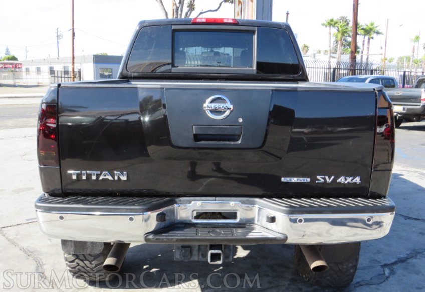 2012 Nissan Titan - Image 12