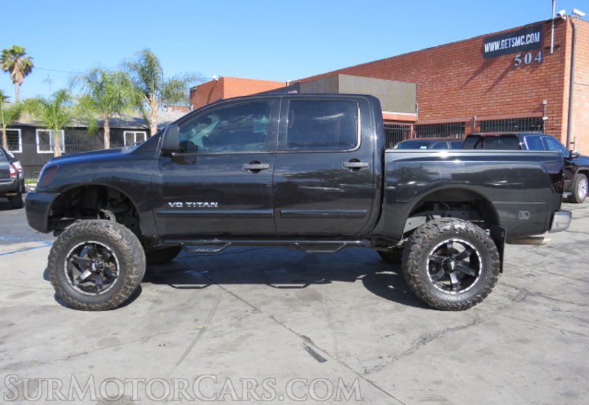 2012 Nissan Titan - Image 6