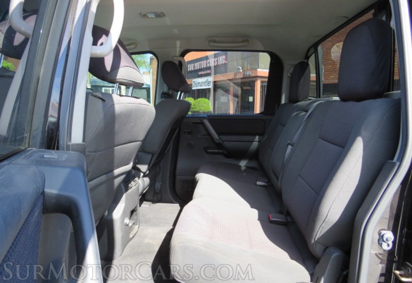 2012 Nissan Titan - Image 30