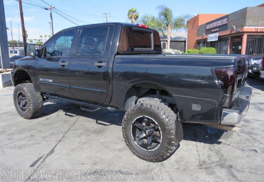 2012 Nissan Titan - Image 10