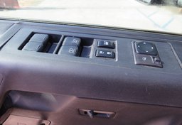 2012 Nissan Titan - Image 46