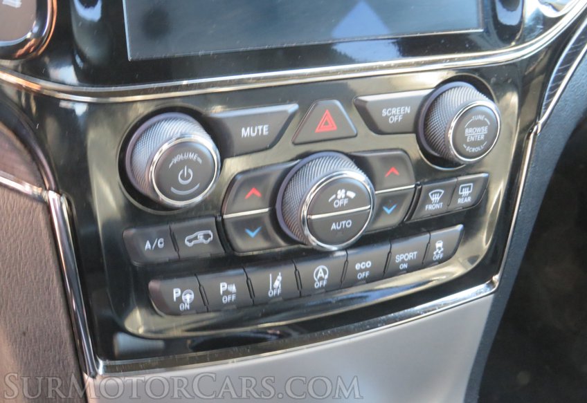 2019 Jeep Grand Cherokee - Image 35