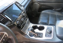 2019 Jeep Grand Cherokee - Image 36