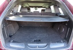 2019 Jeep Grand Cherokee - Image 30