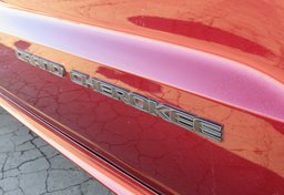 2019 Jeep Grand Cherokee - Image 17