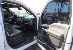 2017 Ford F-150 - Image 27