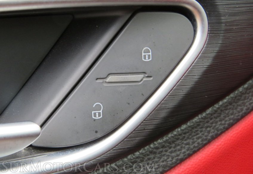 2018 Alfa Romeo Giulia - Image 47