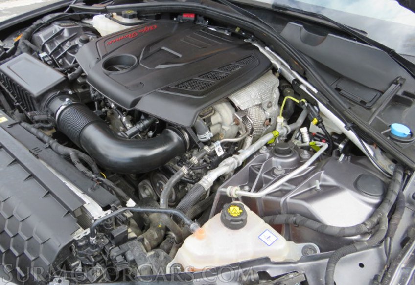 2018 Alfa Romeo Giulia - Image 55