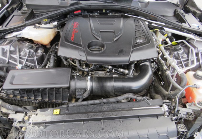 2018 Alfa Romeo Giulia - Image 54