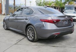 2018 Alfa Romeo Giulia - Image 9