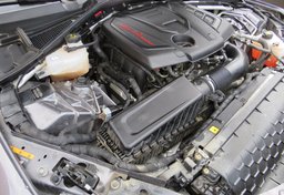 2018 Alfa Romeo Giulia - Image 53