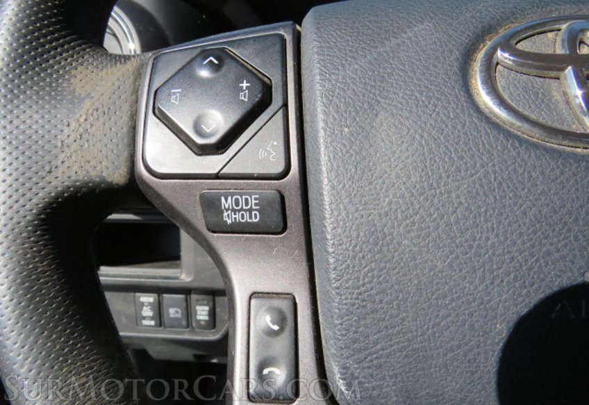 2018 Toyota Tacoma - Image 35