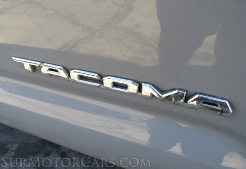 2018 Toyota Tacoma - Image 21