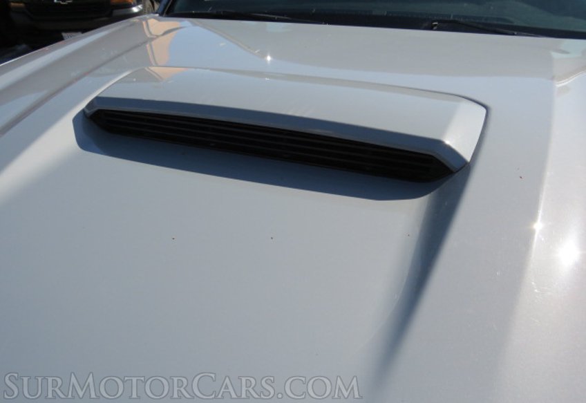 2018 Toyota Tacoma - Image 16
