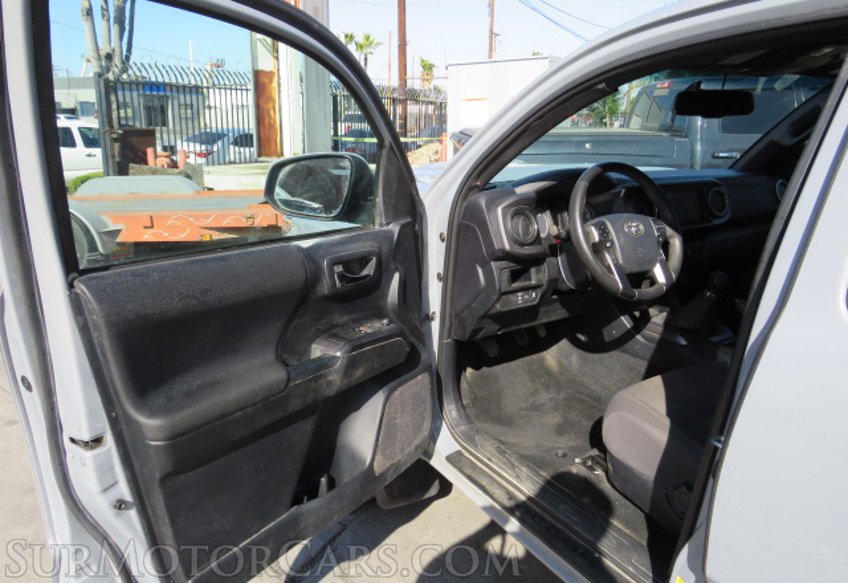 2018 Toyota Tacoma - Image 23