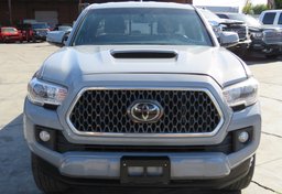2018 Toyota Tacoma - Image 9