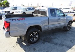2018 Toyota Tacoma - Image 5