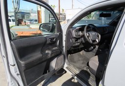 2018 Toyota Tacoma - Image 23