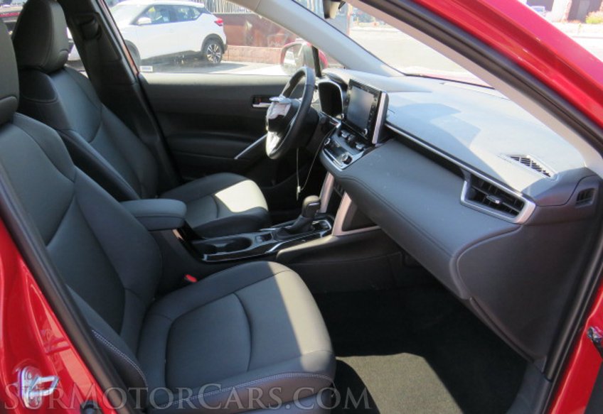 2022 Toyota Corolla Cross - Image 26