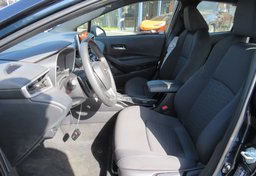 2022 Toyota Corolla Hatchback - Image 23