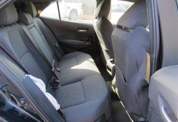 2022 Toyota Corolla Hatchback - Image 32