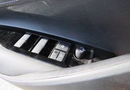 2022 Toyota Corolla Hatchback - Image 44