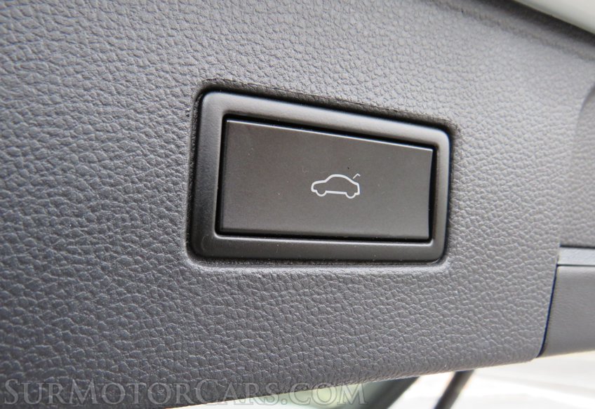 2021 Volkswagen Atlas - Image 47