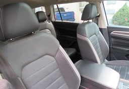 2021 Volkswagen Atlas - Image 24