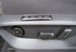 2021 Volkswagen Atlas - Image 48