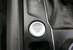 2021 Volkswagen Atlas - Image 42