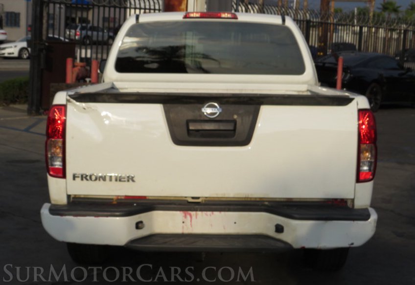 2019 Nissan Frontier - Image 11