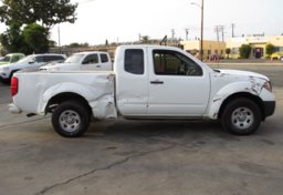 2019 Nissan Frontier - Image 5