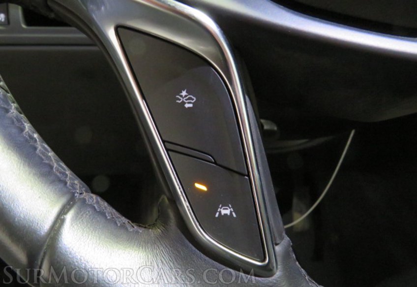 2021 Cadillac XT5 - Image 38