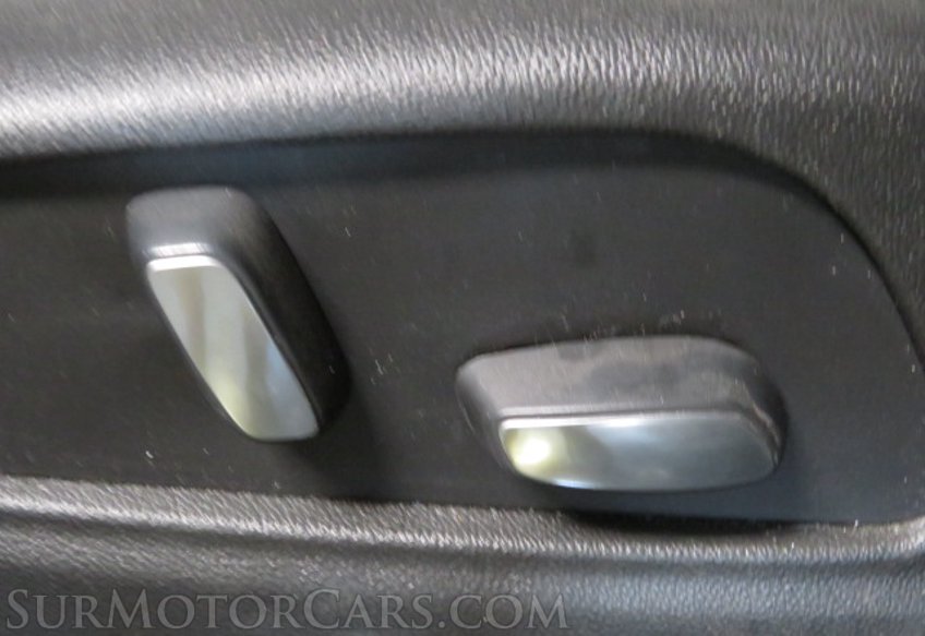 2021 Cadillac XT5 - Image 44