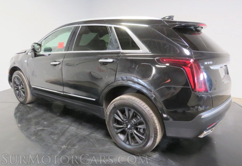 2021 Cadillac XT5 - Image 5