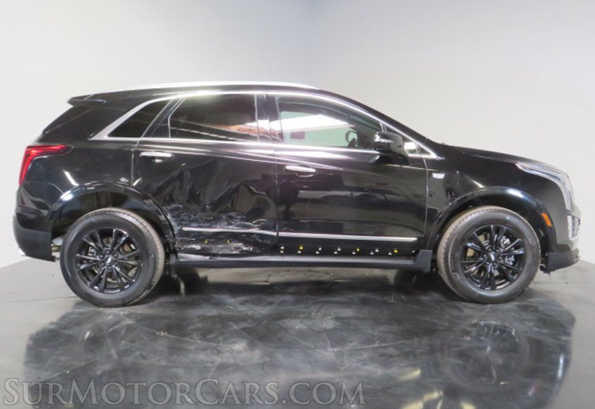 2021 Cadillac XT5 - Image 12