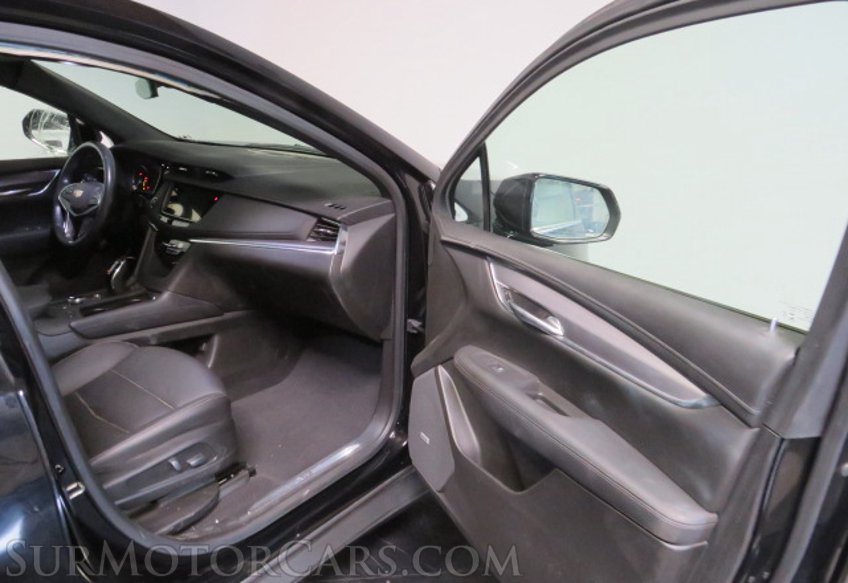 2021 Cadillac XT5 - Image 22