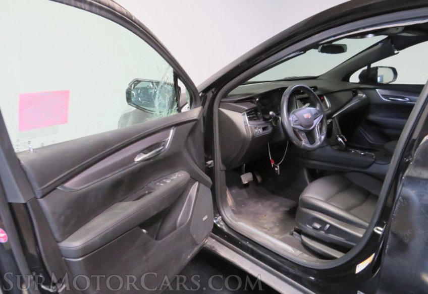 2021 Cadillac XT5 - Image 21