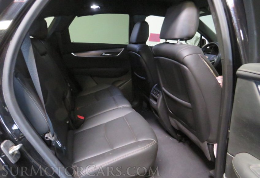 2021 Cadillac XT5 - Image 32