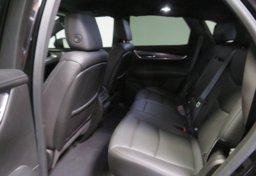 2021 Cadillac XT5 - Image 31